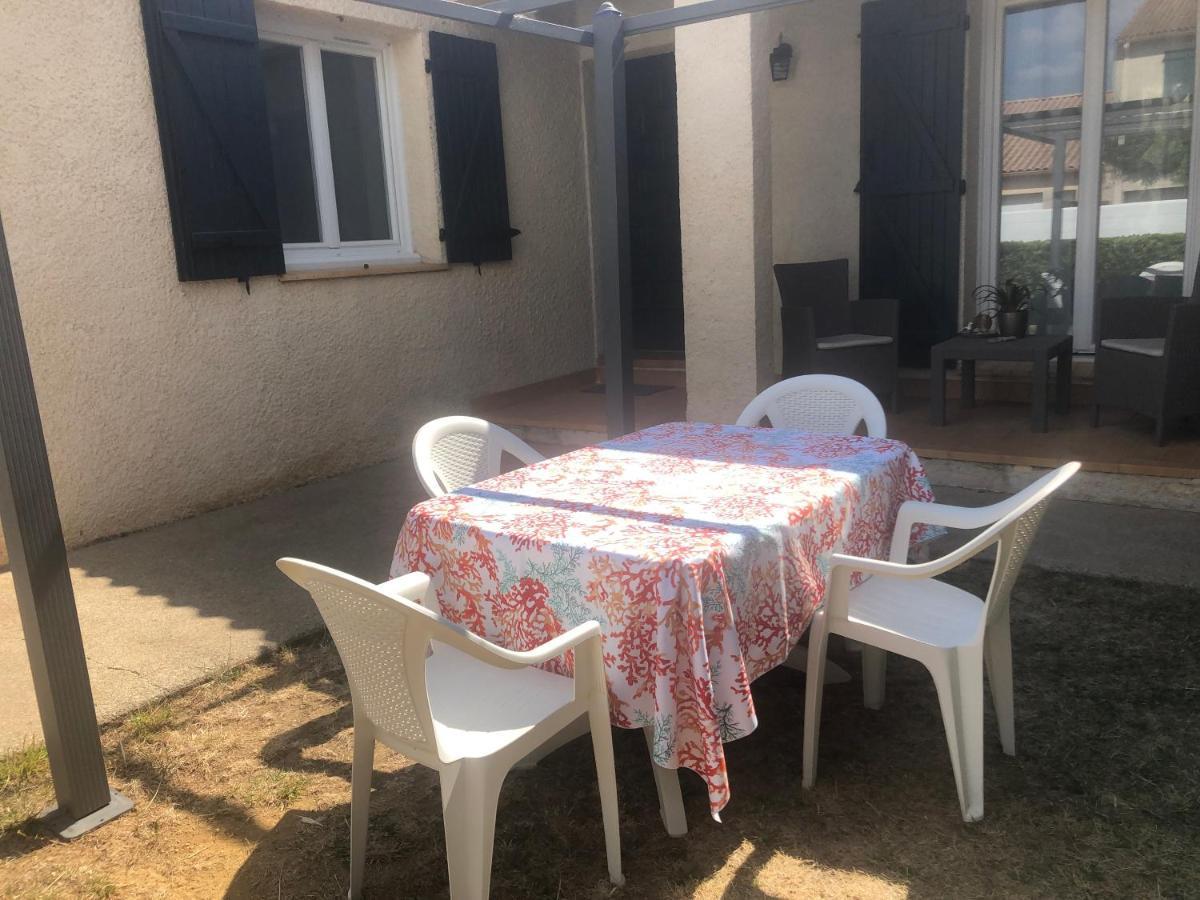 Les Amandiers Abeilhan Exterior photo